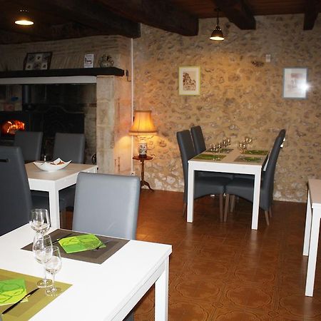 Bed and Breakfast Relais De La Ganache Saint-Astier  Zewnętrze zdjęcie