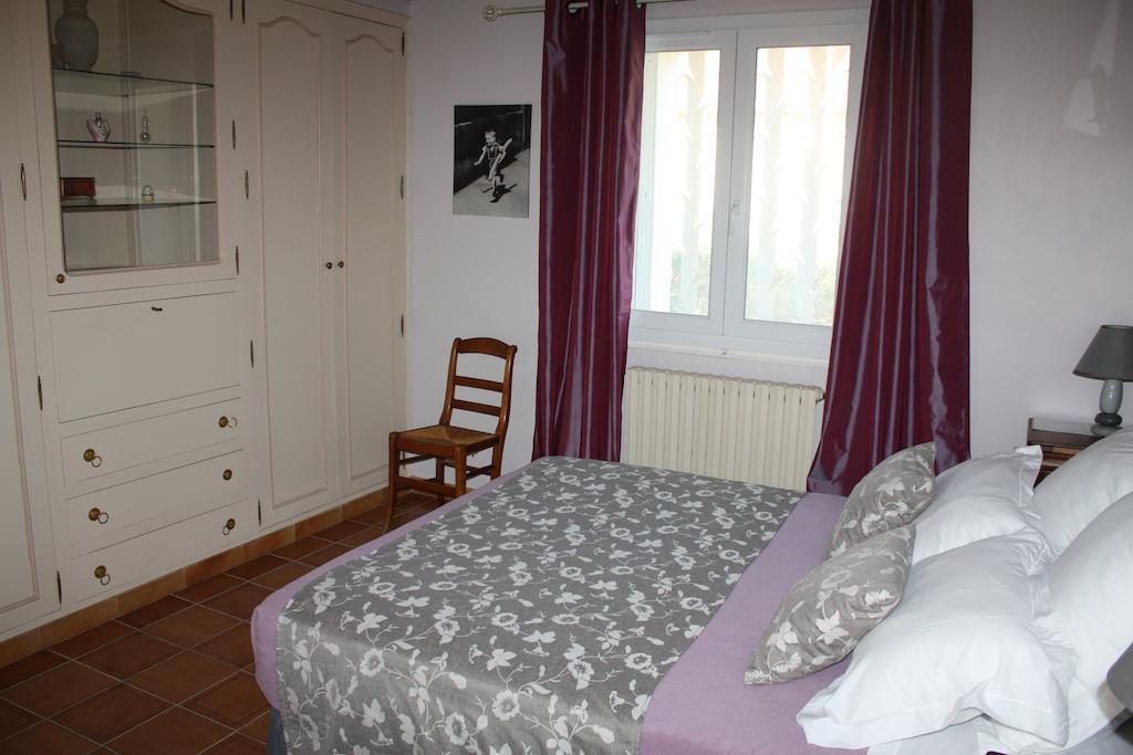 Bed and Breakfast Relais De La Ganache Saint-Astier  Pokój zdjęcie